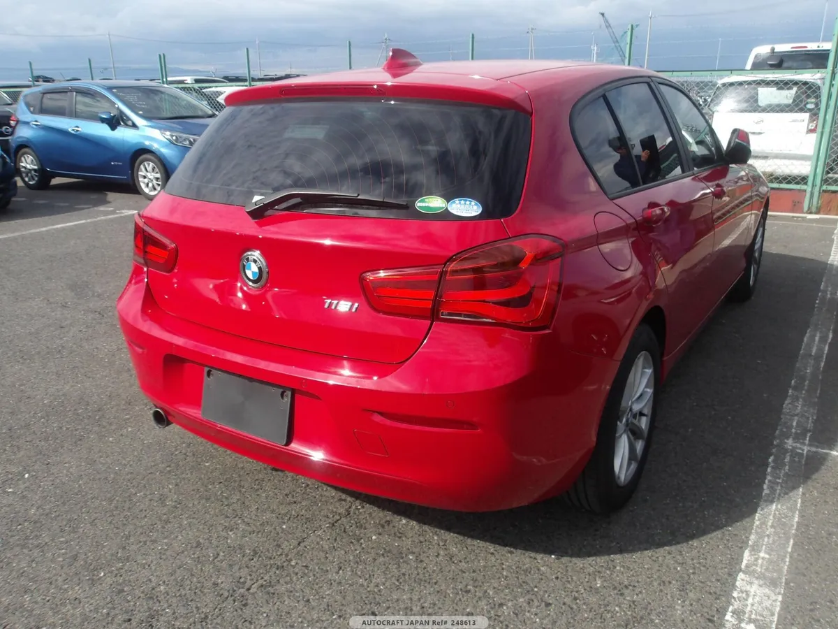 2015 bmw 1 series only 30,000km like new - Image 3
