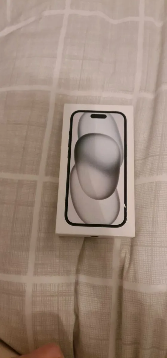 Iphone 15 - Image 2