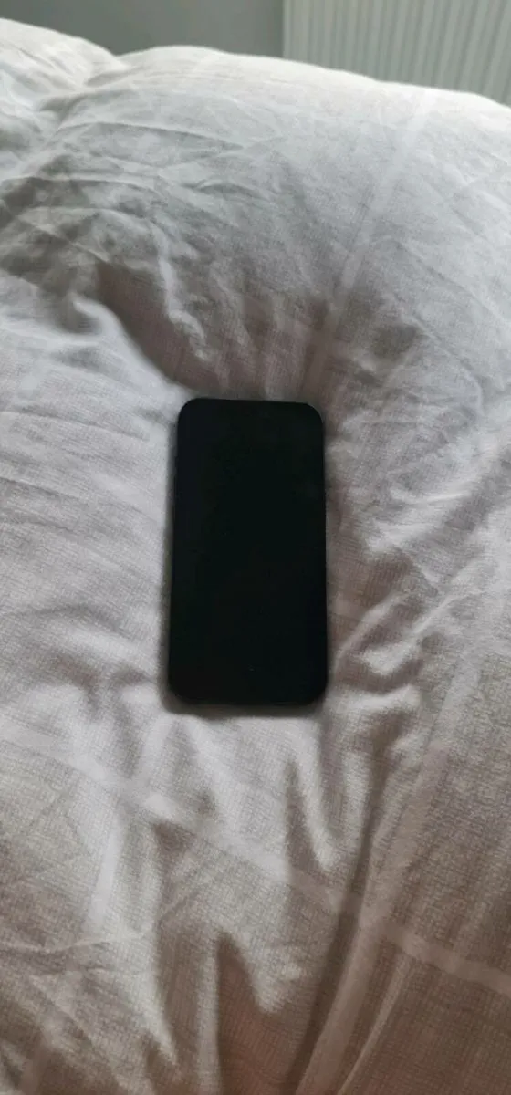 Iphone 15 - Image 4