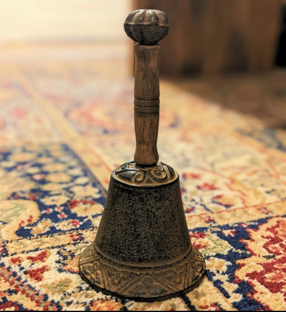 20cm Solid Cast Iron Wooden Handle Hand Bell - Image 1