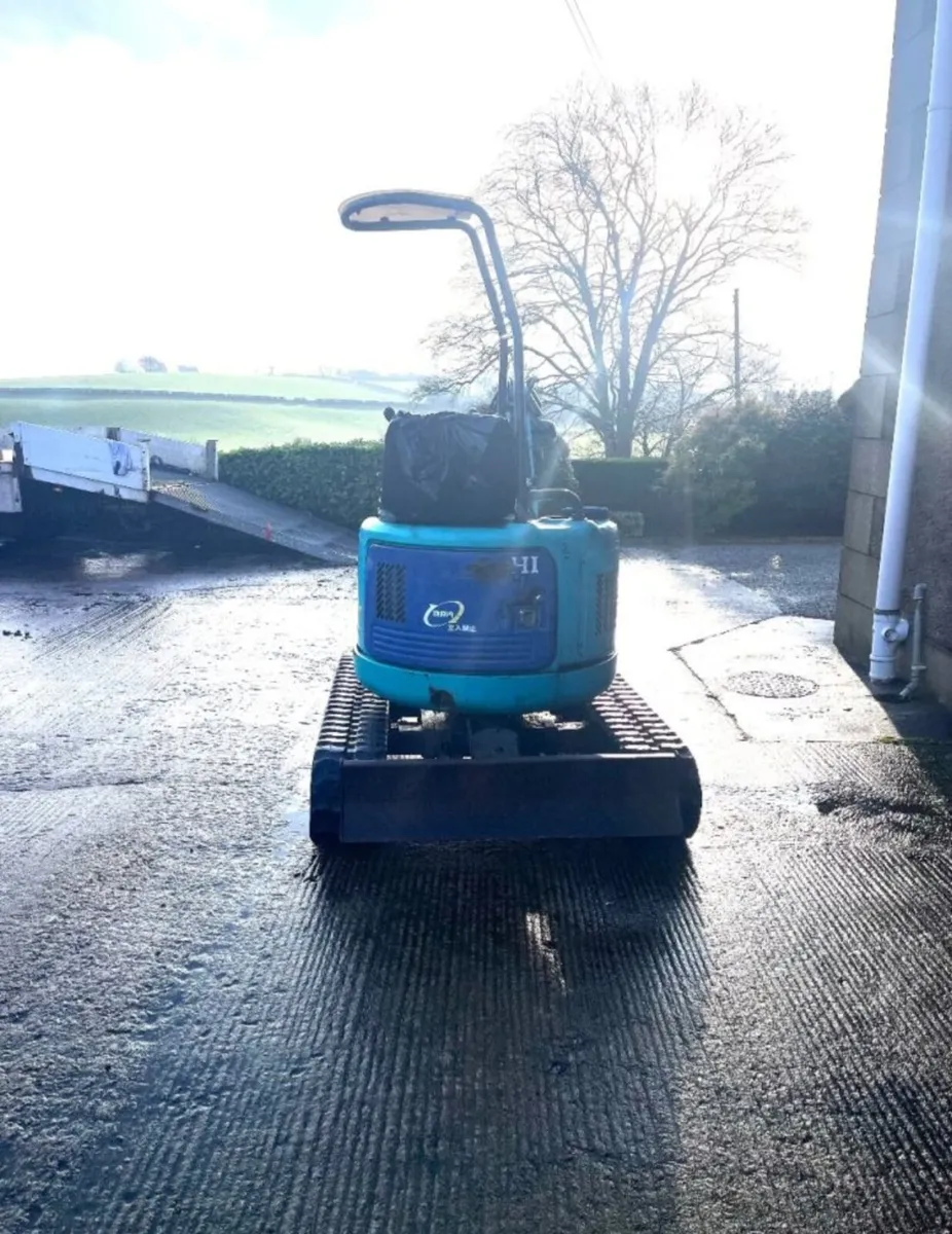 Ihi 10z mini digger in great condition  digger van - Image 3