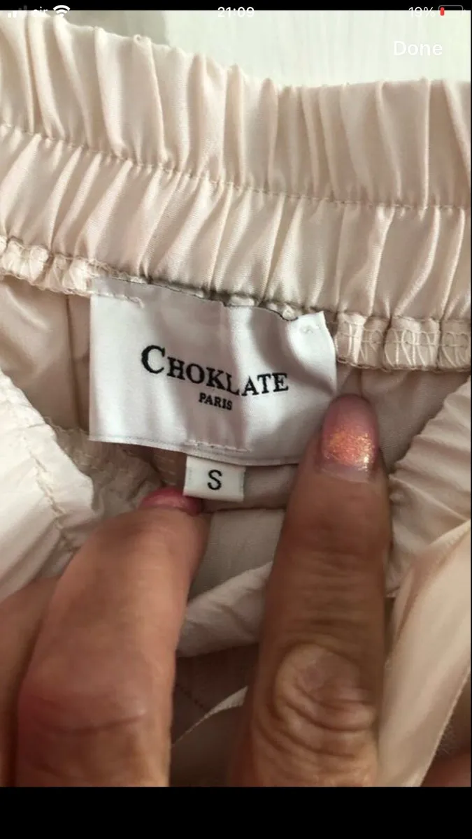 Ladies  designer skirt size S €20 - Image 3