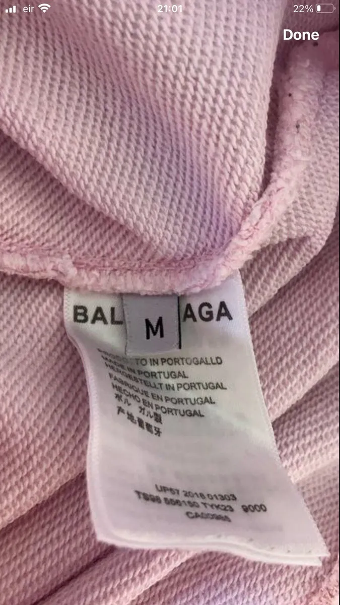 Ladies Balenciaga hoodie size M €20 - Image 3