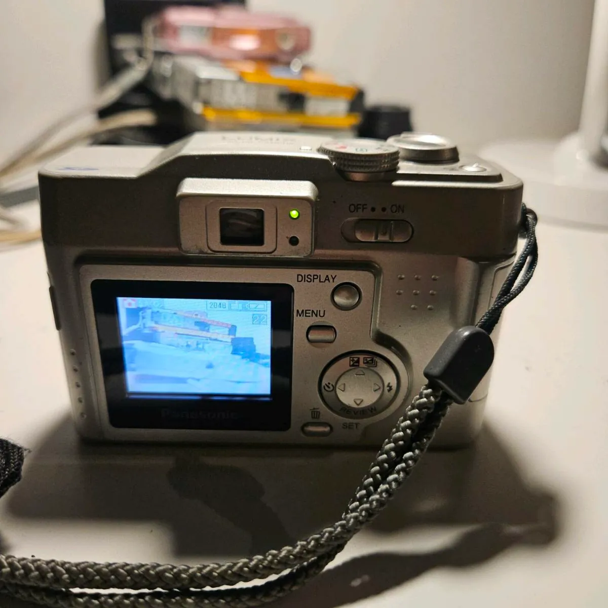 Panasonic lumix digital camera - Image 3