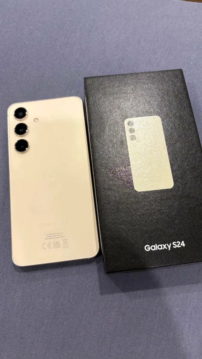 Samsung S24 - Image 3