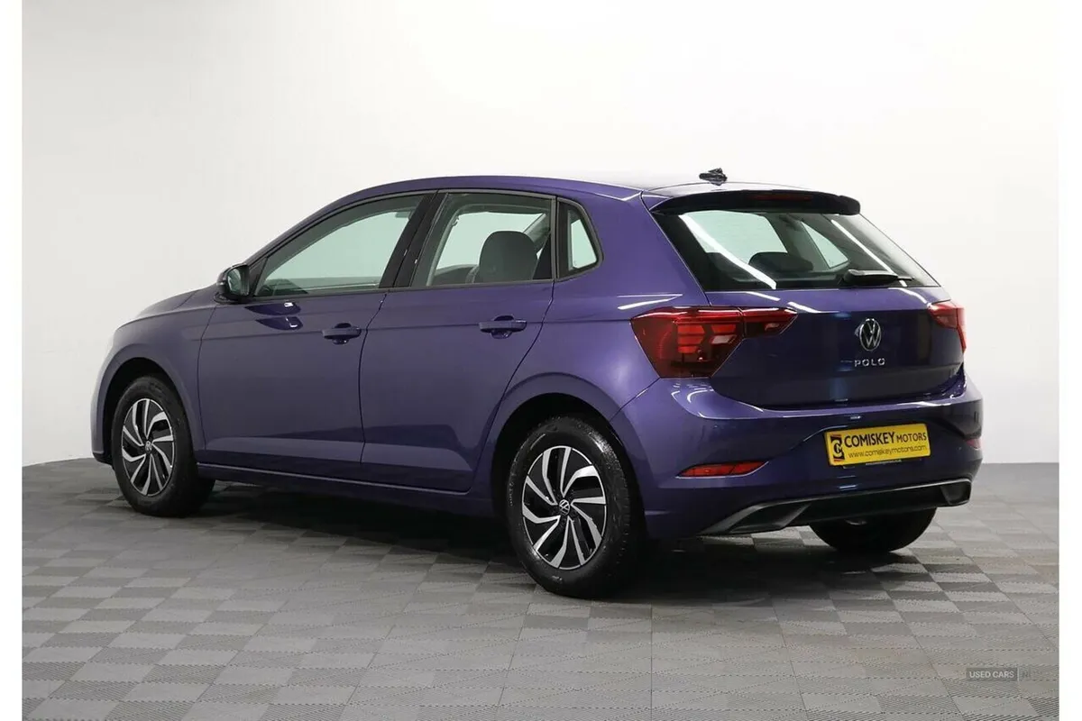Volkswagen Polo TSI Life - Image 4