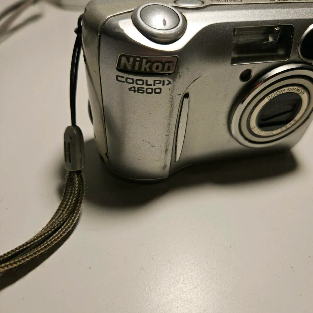 Nikon coolpix 4500 - Image 2