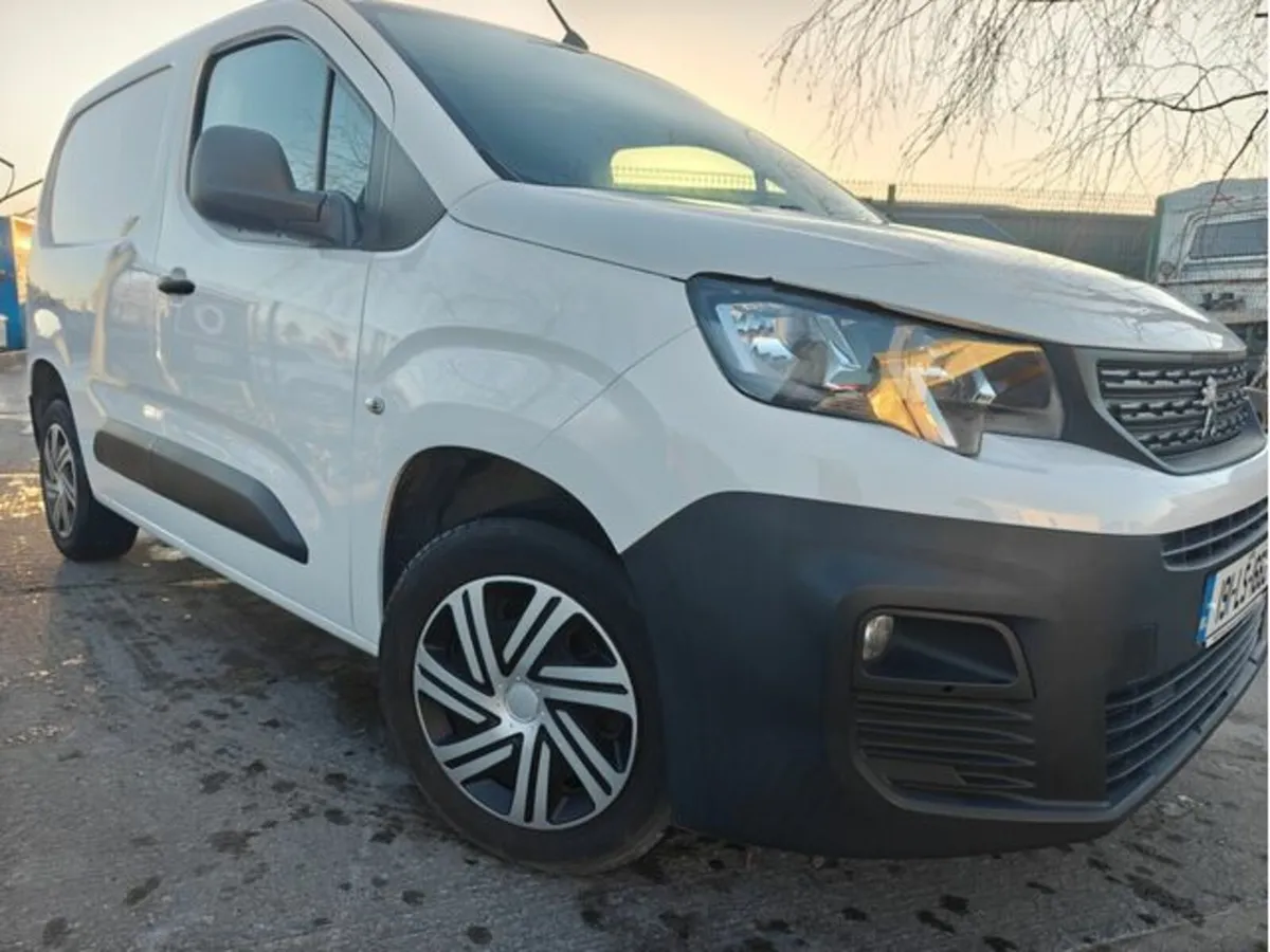 Peugeot Partner Professional 1.6 DIESEL - Image 1