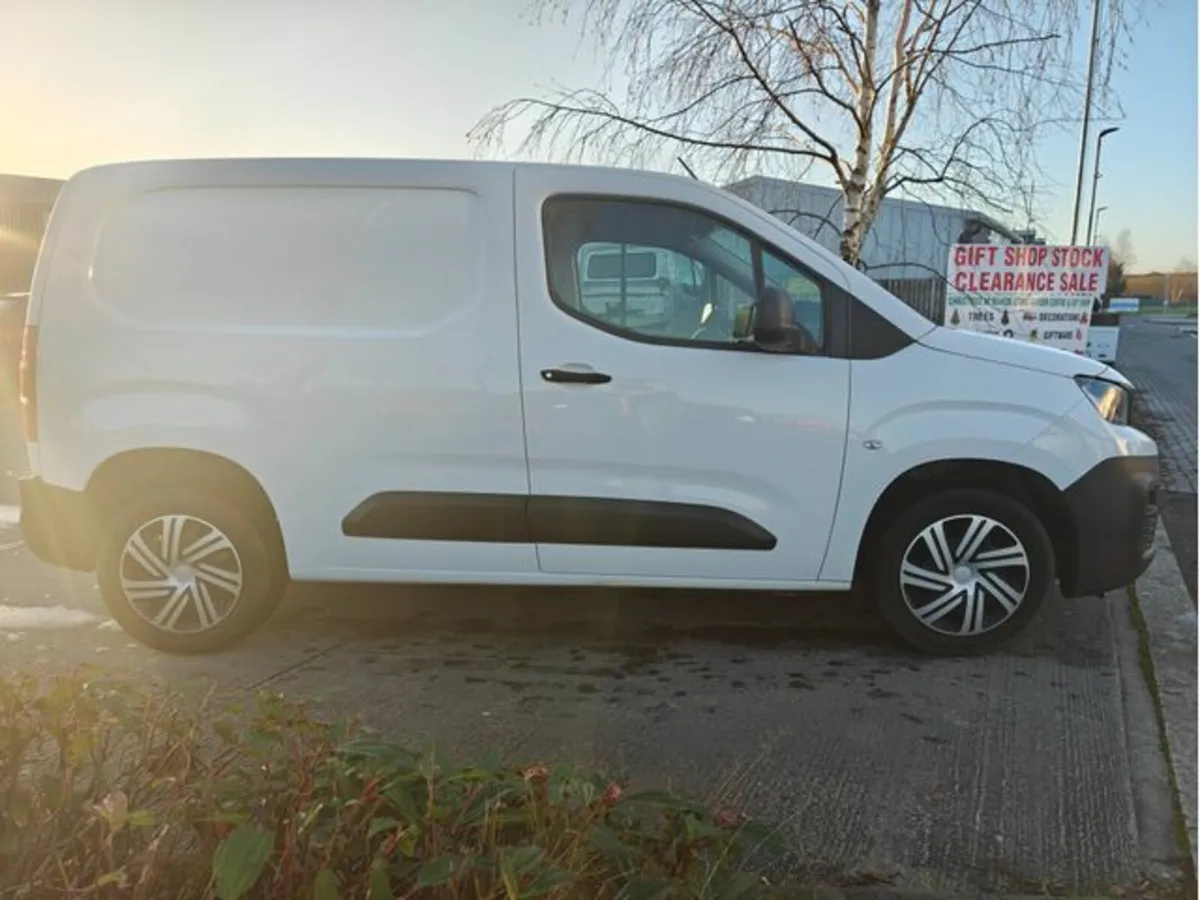 Peugeot Partner Professional 1.6 DIESEL - Image 4