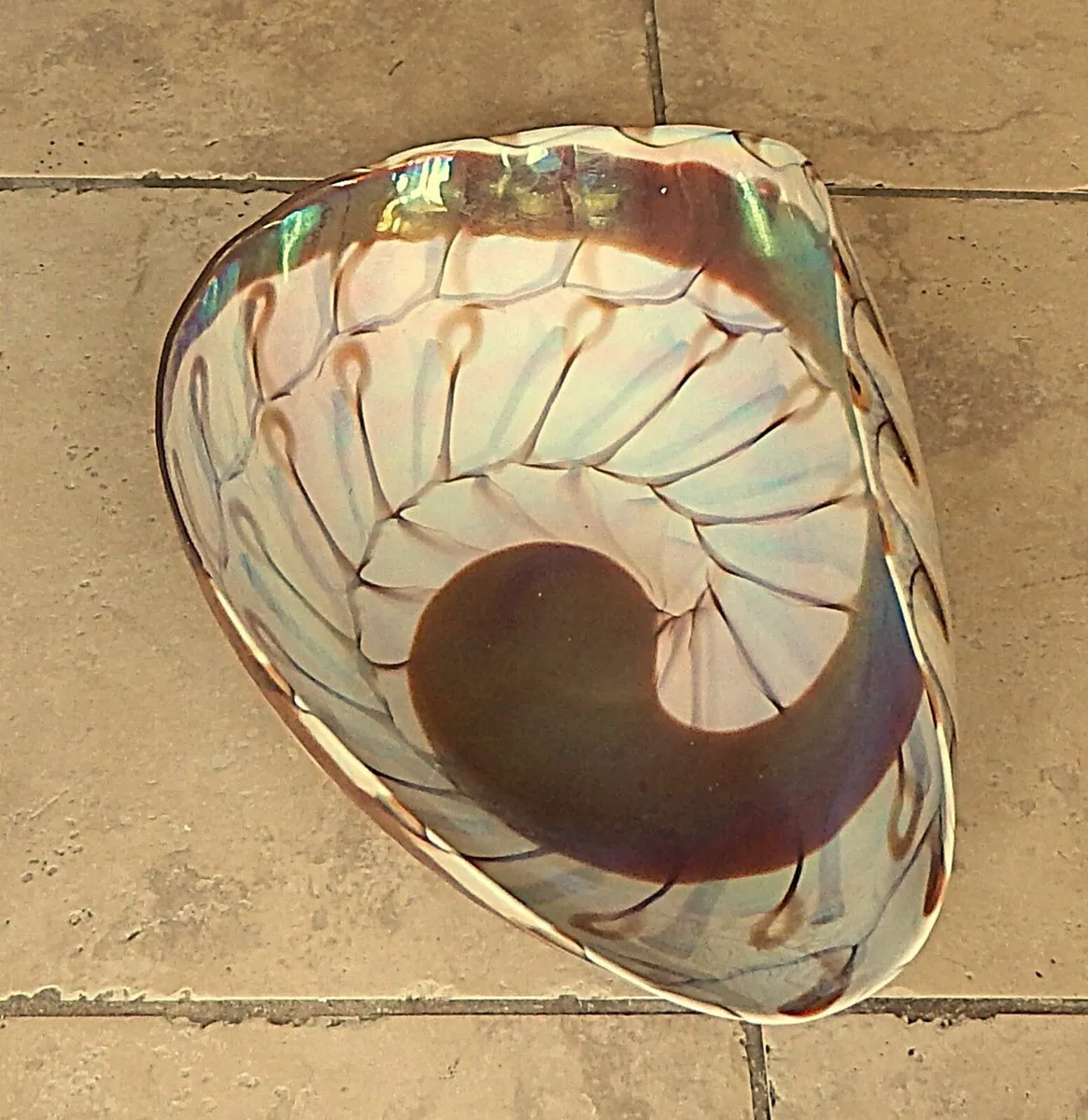 Large Folded Iridescent Glass Sea Shell Bowl - Image 1