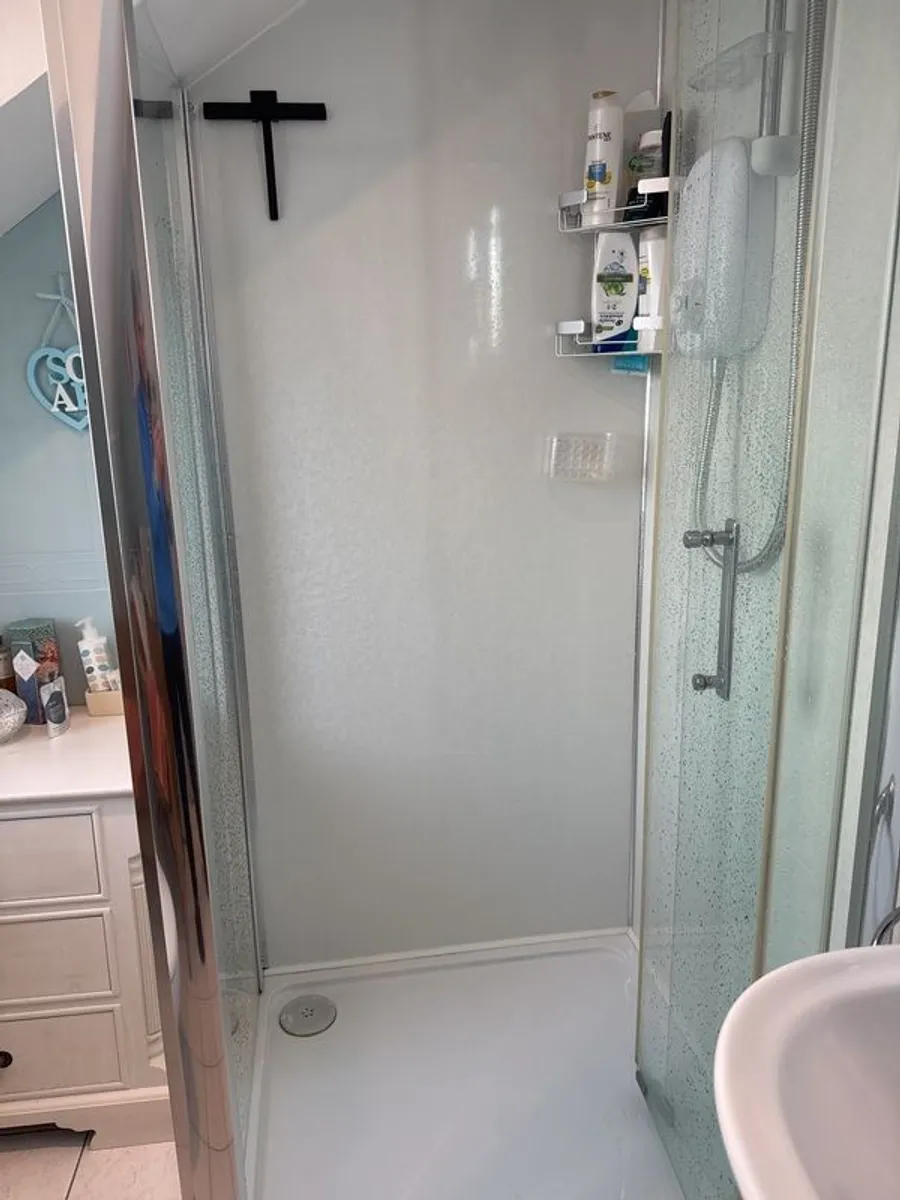 Shower unit &  Mira Power Shower - Image 1