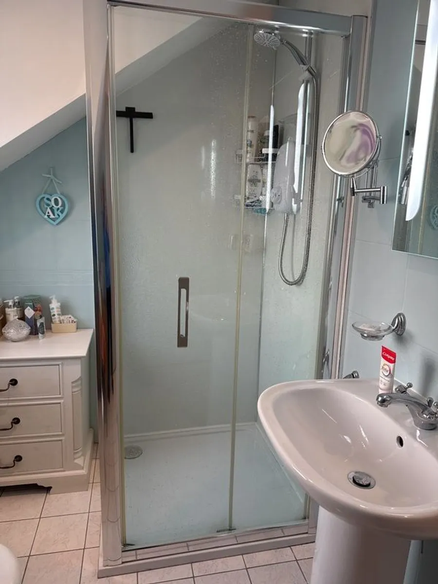 Shower unit &  Mira Power Shower - Image 2