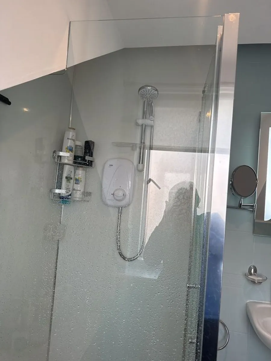 Shower unit &  Mira Power Shower - Image 3