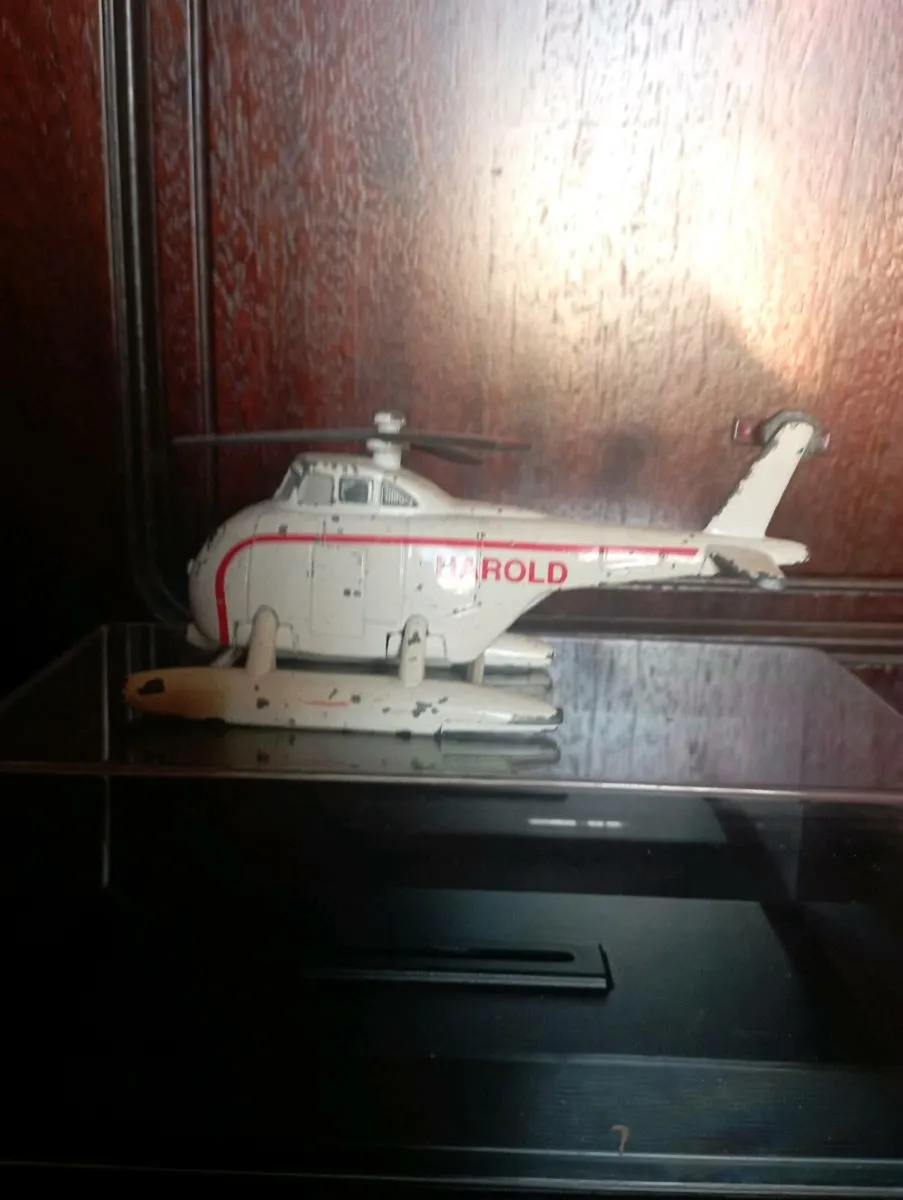 VINTAGE ERTL HAROLD THOMAS THE THANK  HELICOPTER - Image 1