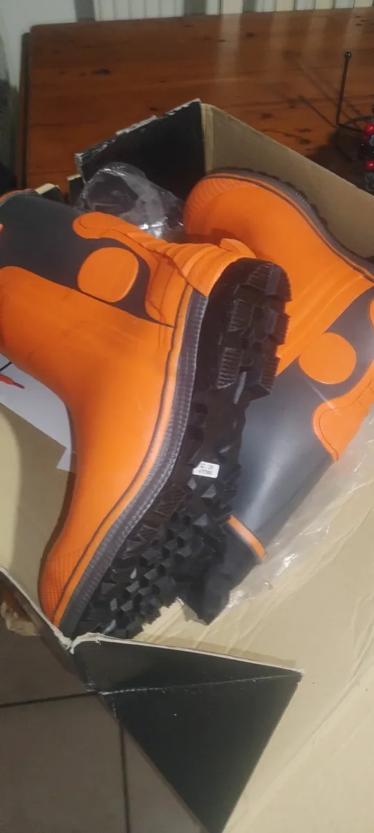 Protective Boots - Image 2