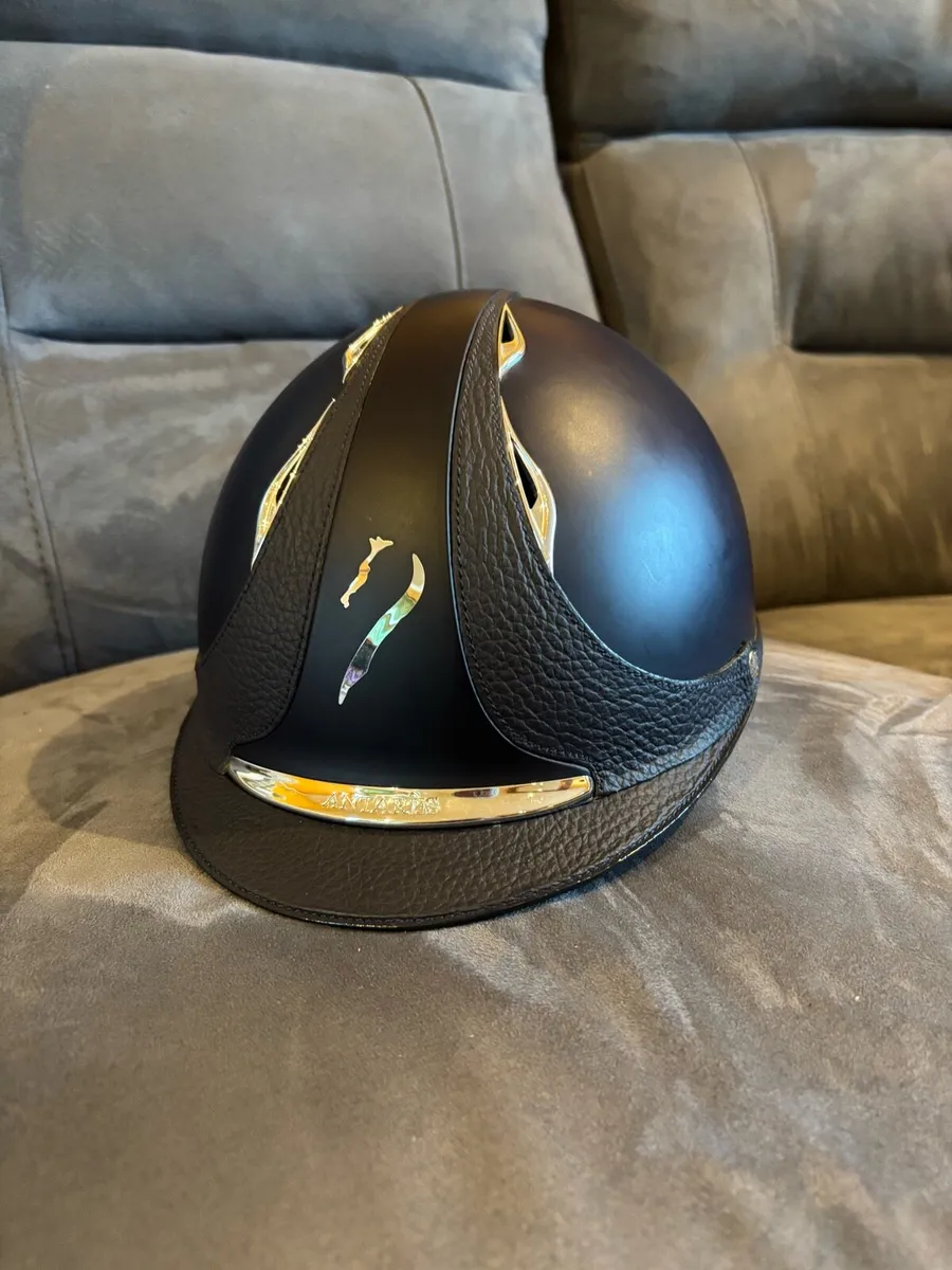 Antares navy riding hat - Image 1