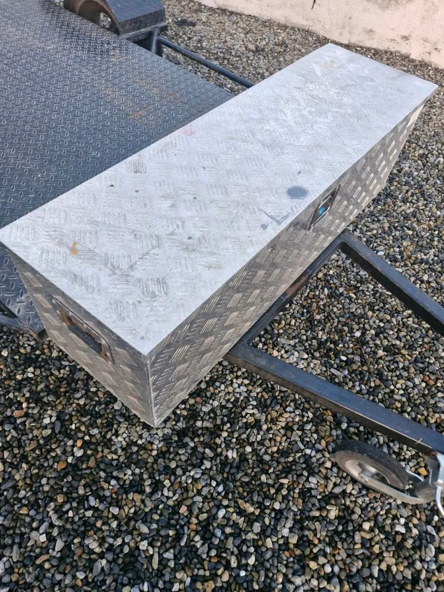 Car trailer heavy duty newly made - Image 3