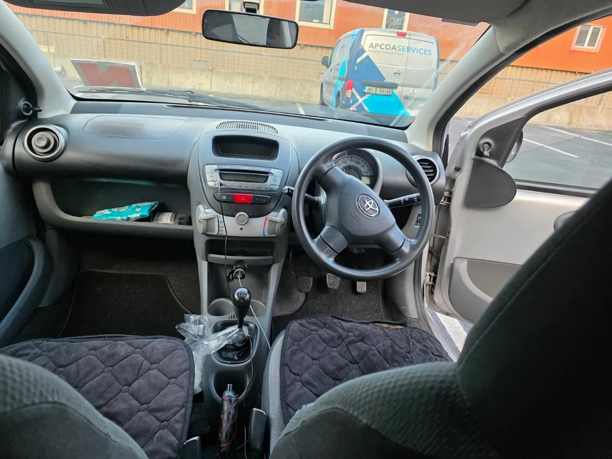 Toyota Aygo 2007 - Image 2