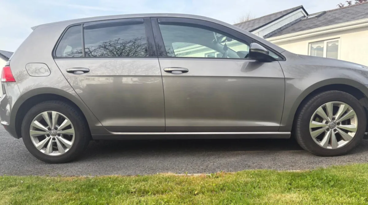 VW Golf 2016 1.6 Diesel (162) - Image 2