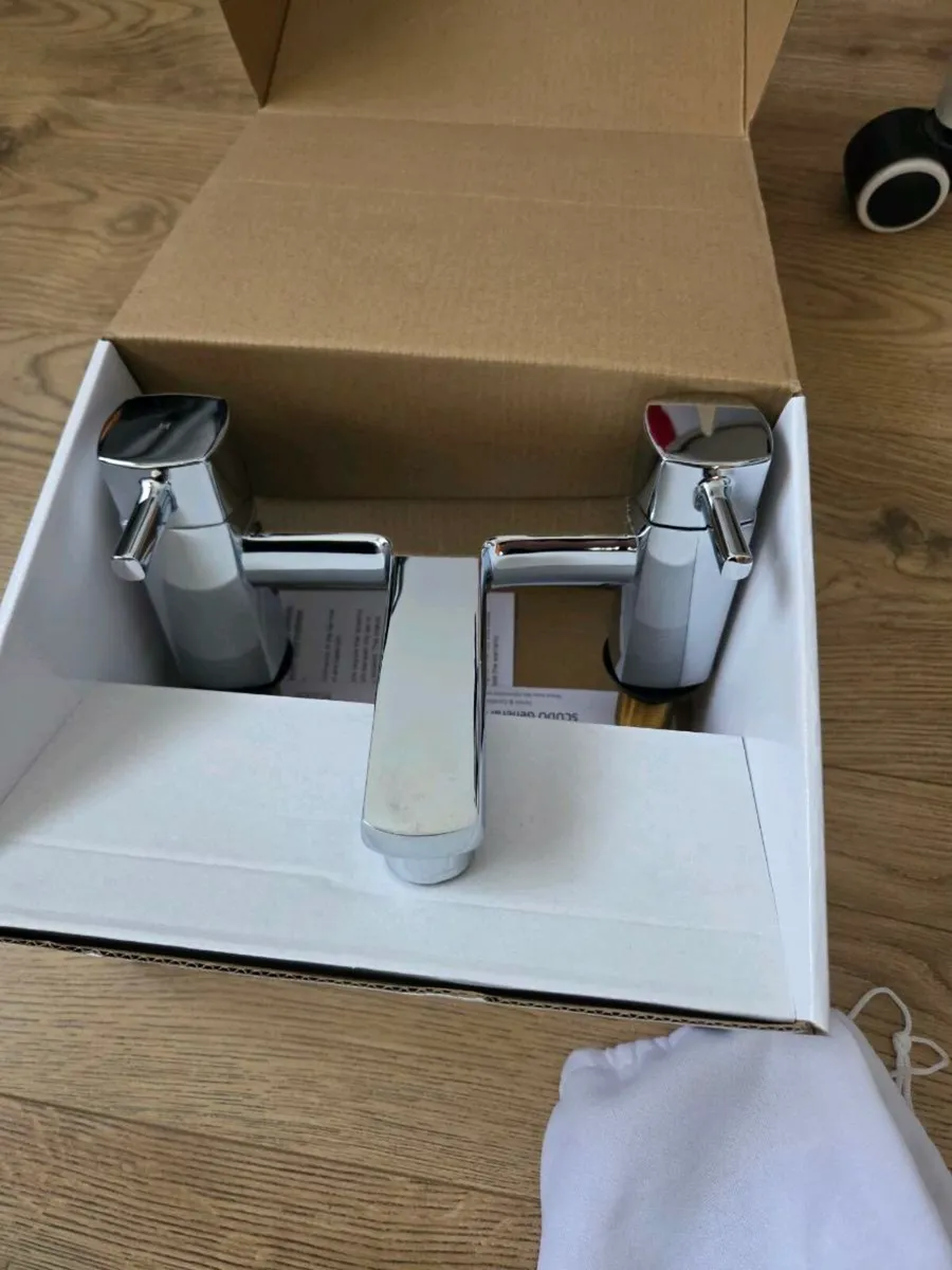 Bath filler tap +waste - Image 2