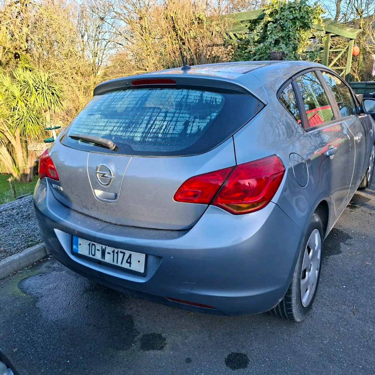 2010 opel astra 1'4 petrol - Image 2