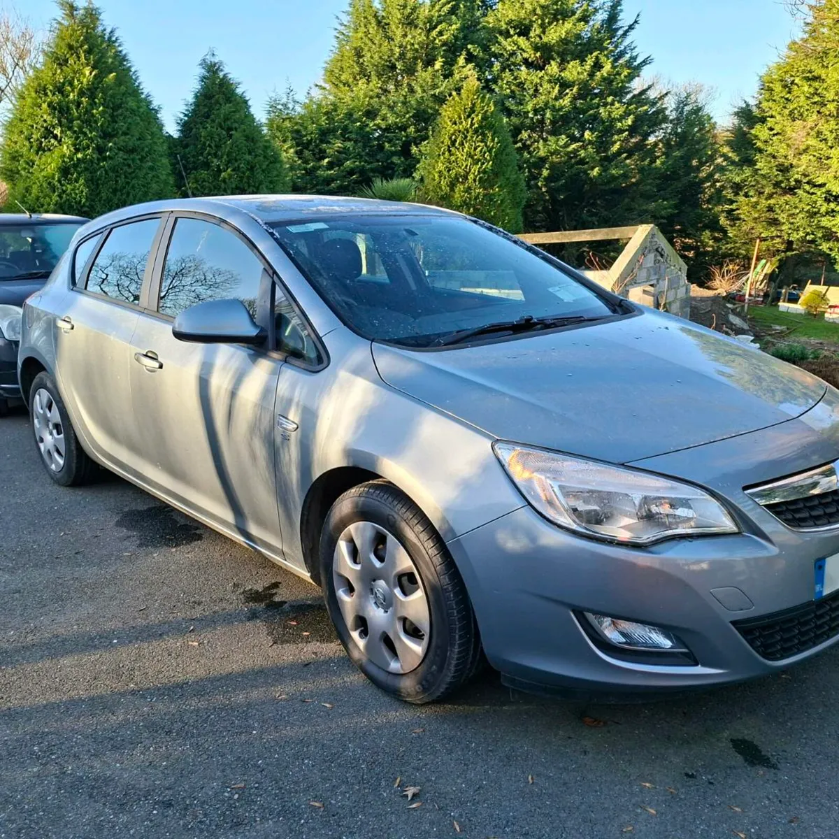 2010 opel astra 1'4 petrol - Image 1