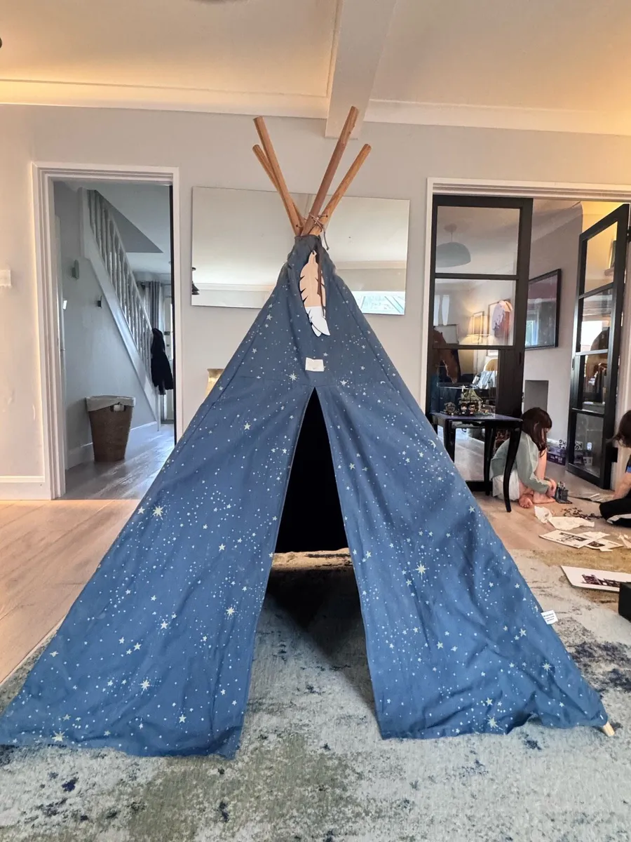 Children’s Tee Pee - Image 1