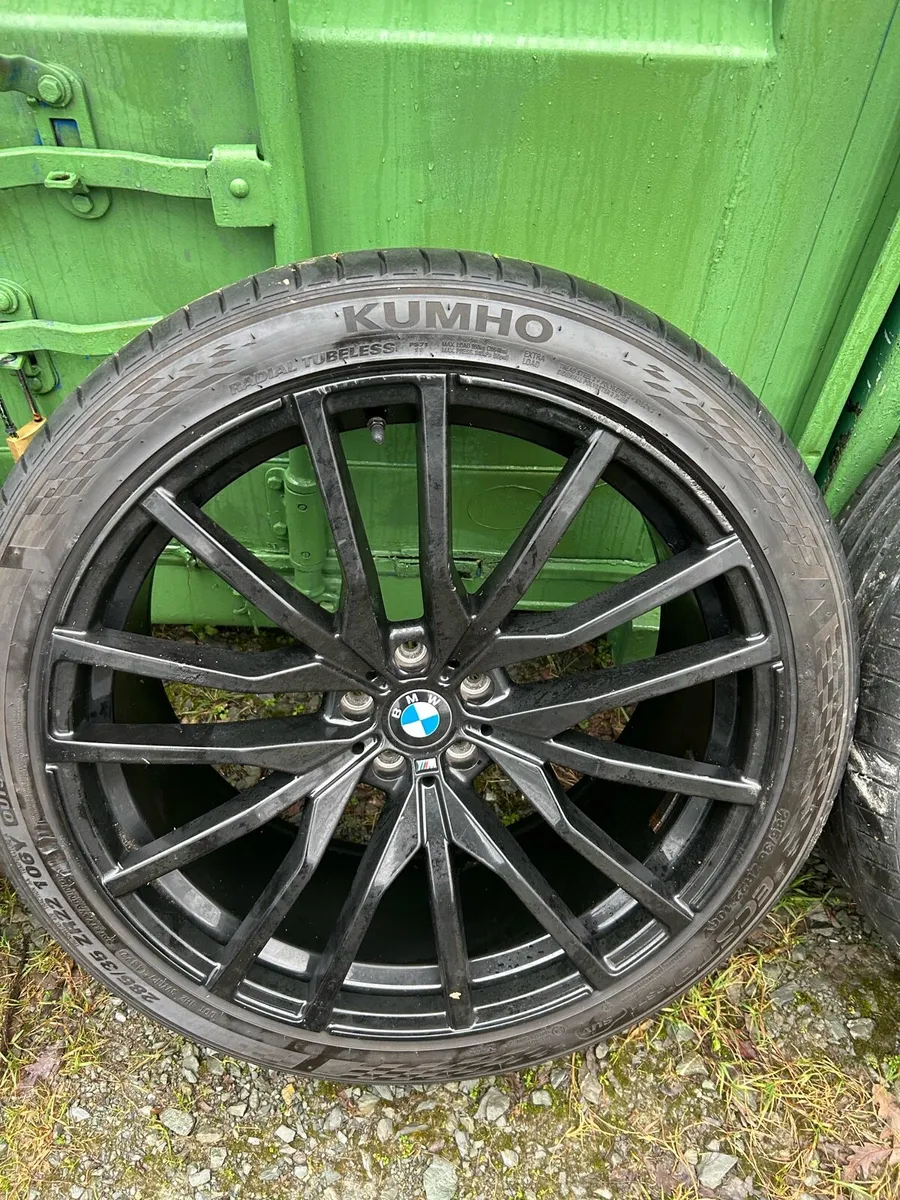 BMW X5 Alloys - Image 3