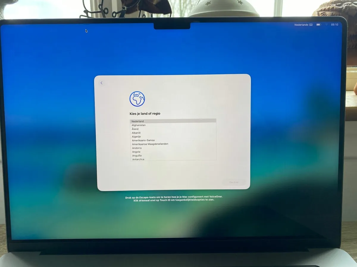 MacBook Pro 16" 2021 M1 Pro | 16GB | 512GB - Image 2