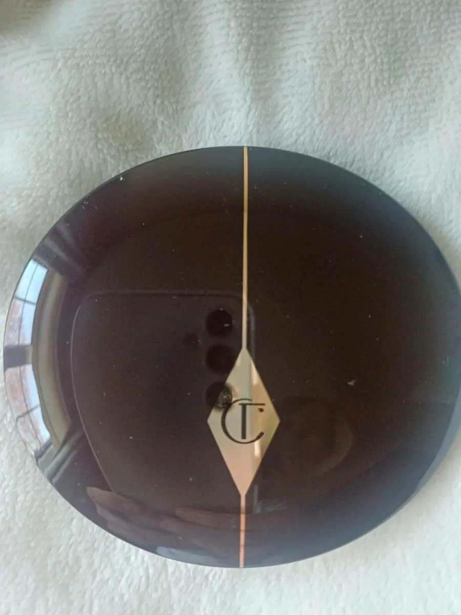 Charlotte tilbury blusher - Image 1