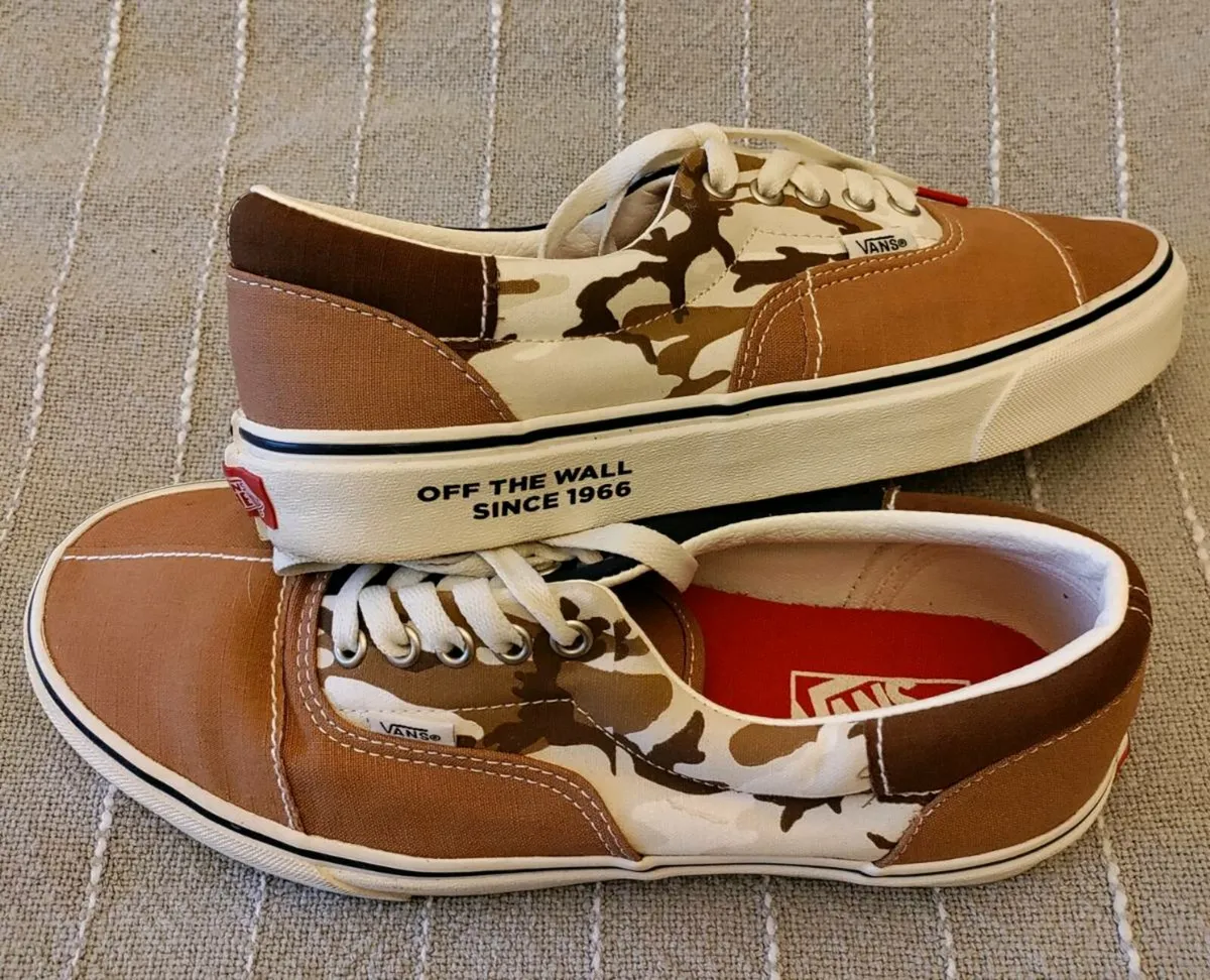 Vans Camo trainers 8uk - Image 1