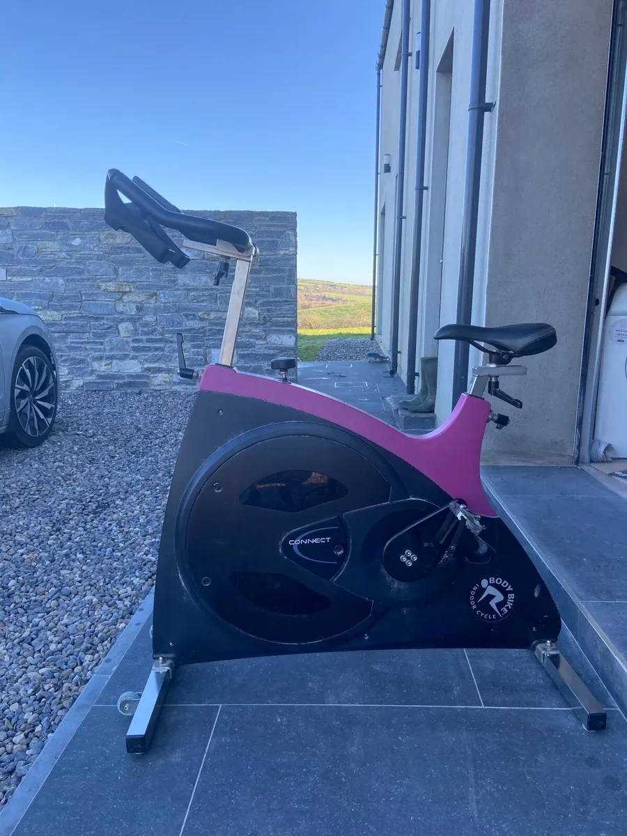 Spinning bike - Image 1