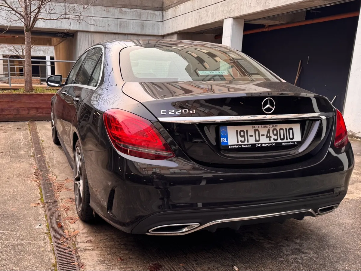 Mercedes Benz - C220d (RARE SPEC) - Image 4