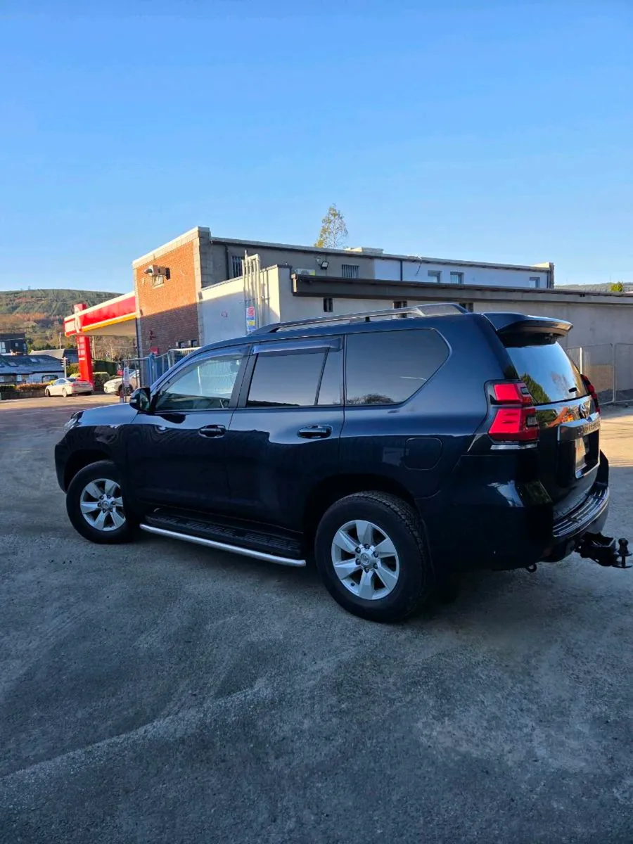 Toyota landcruiser - Image 2