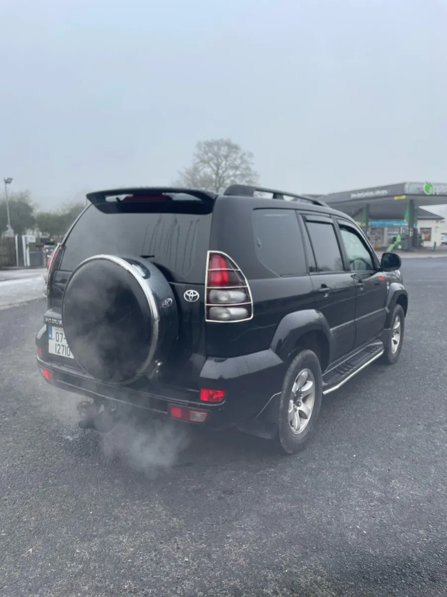 Toyota Land Cruiser - Image 4