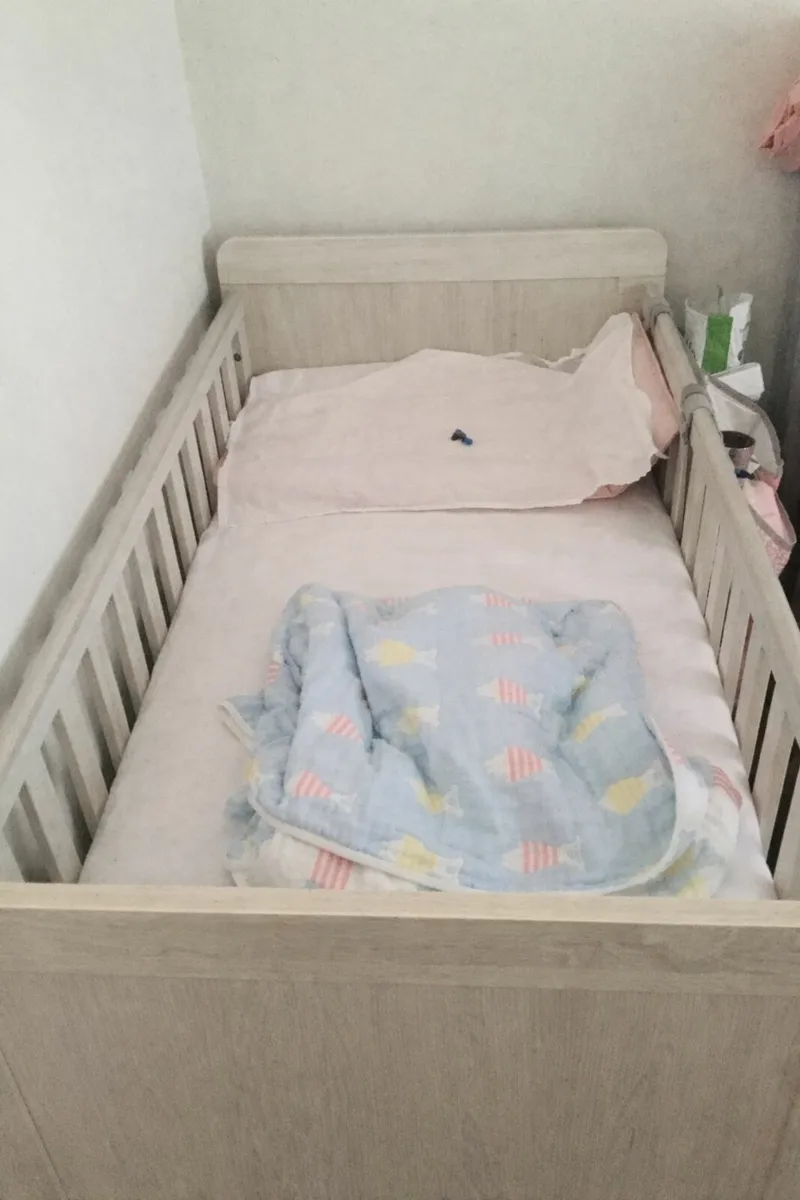 FREE Mamas & Papas Wooden Cot - Dublin16