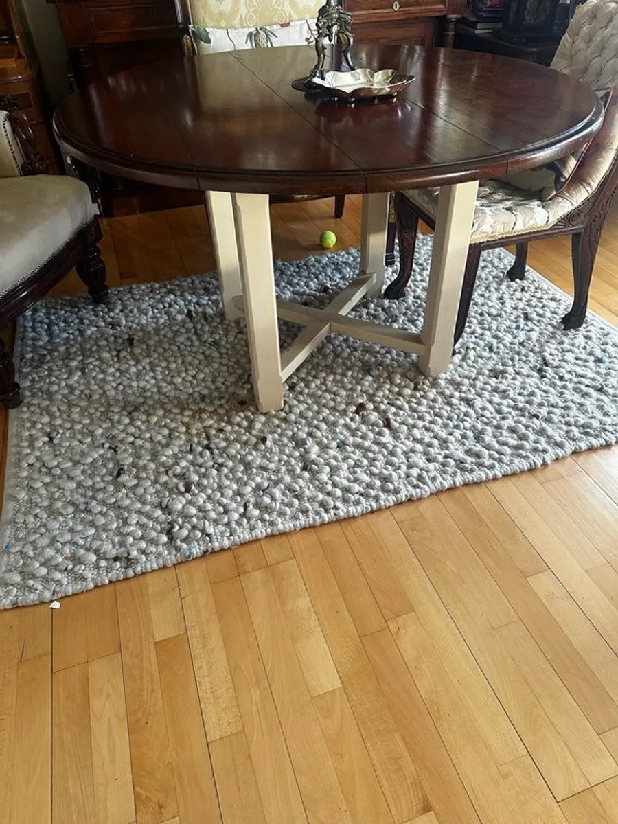 Round dining table - Image 2