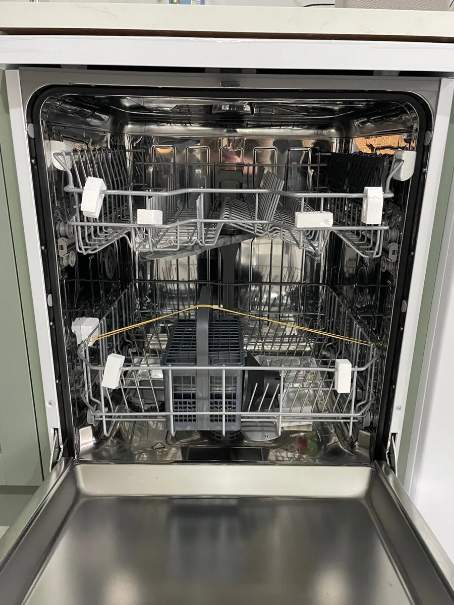 Beko Freestanding Dishwasher - Image 3