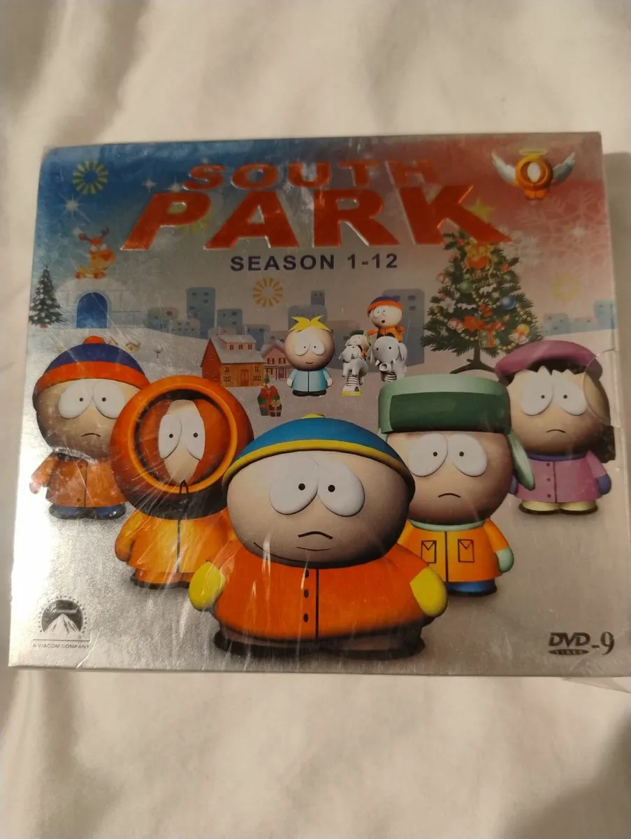 DVDs, CDs and games package - Image 3