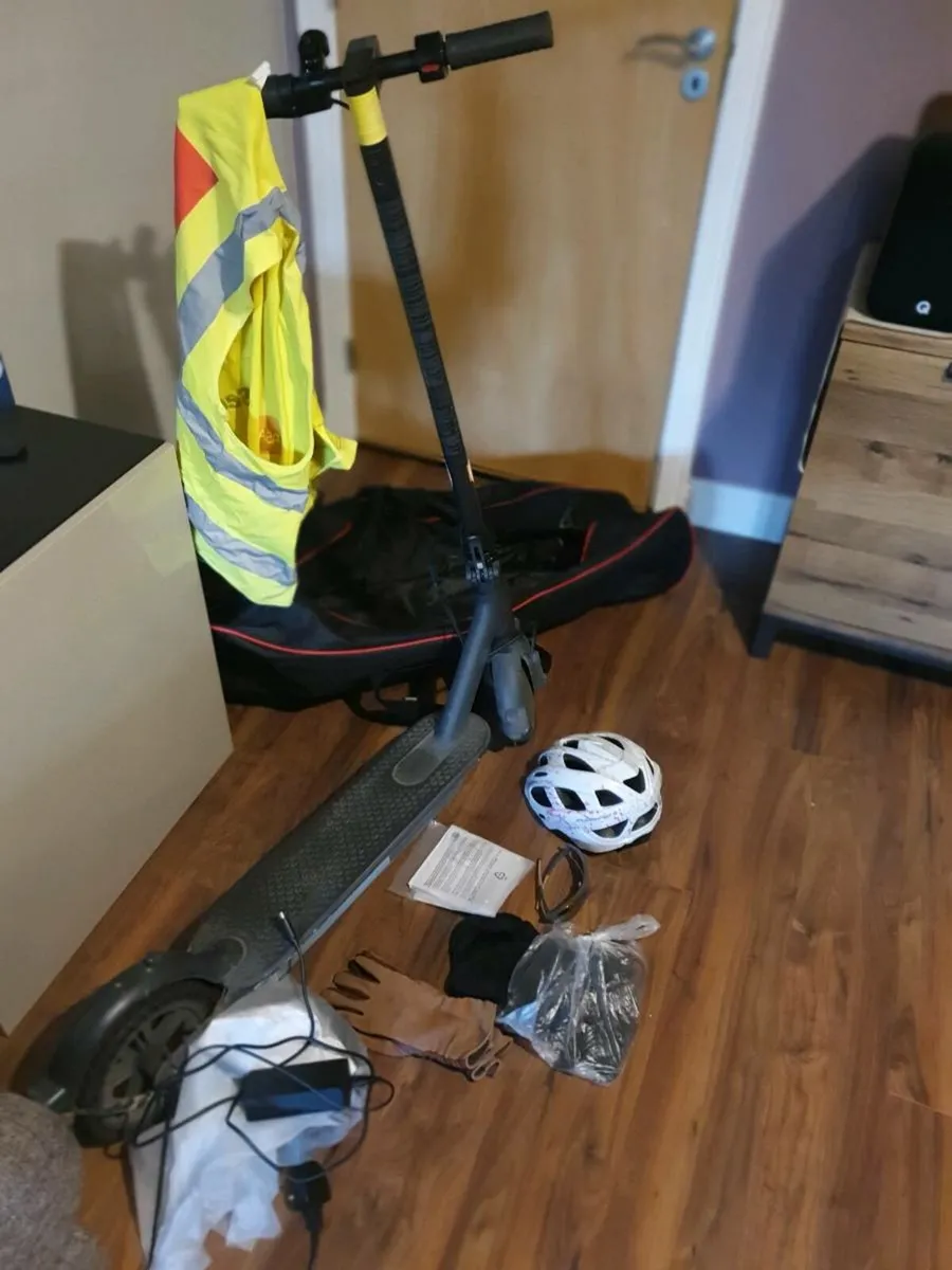 Xiaomi EScooter - Image 1