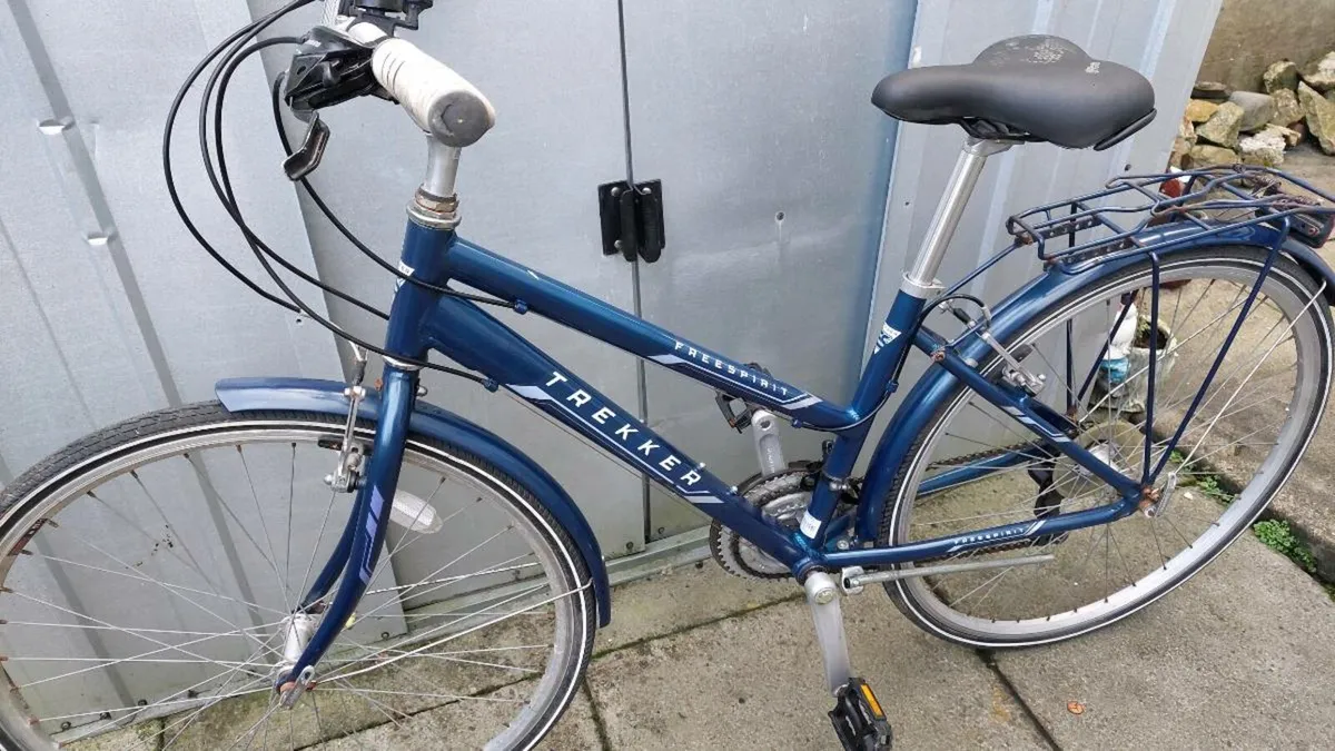 Ladies Trekking Bike - Image 4