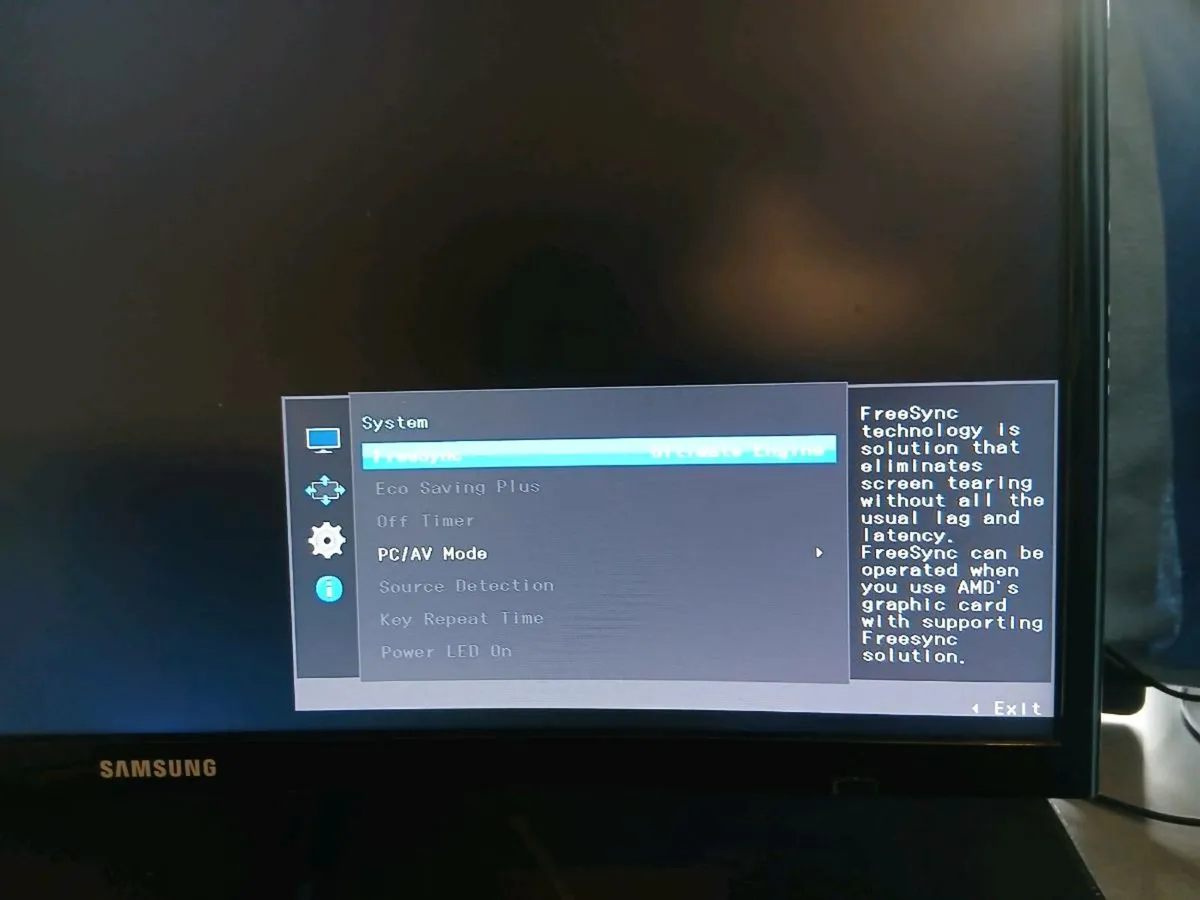 Samsung C24F396FHU Monitor with FREE Webcam - Image 3