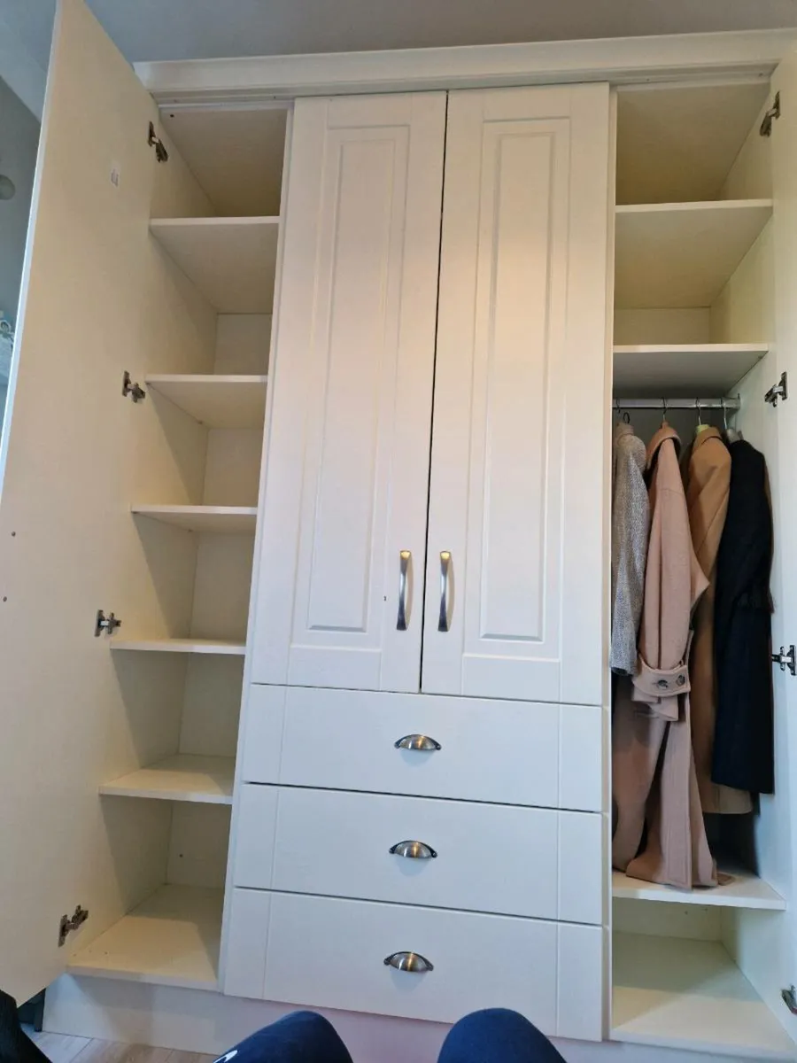 Wardrobe - Image 3
