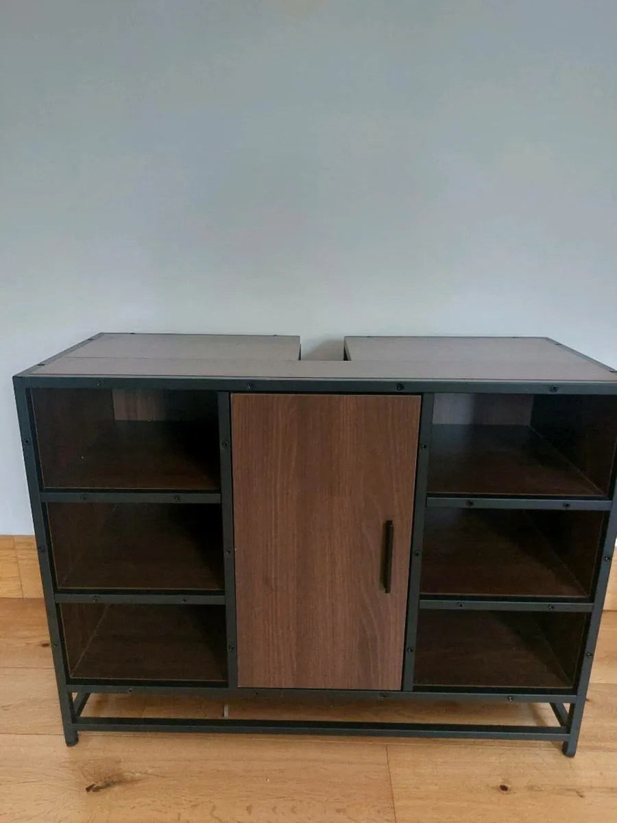 Under sink unit - Image 1