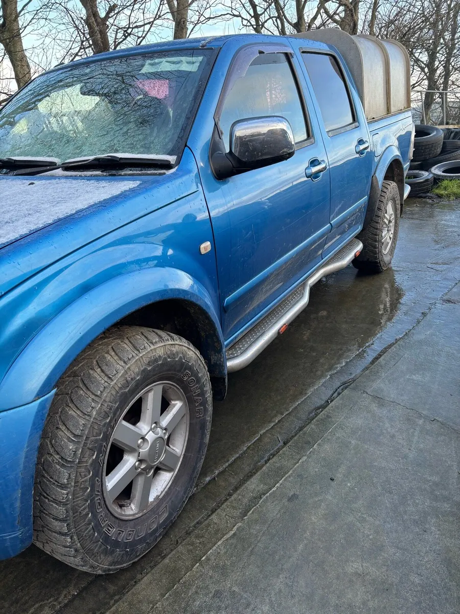 Isuzu Dmax - Image 4