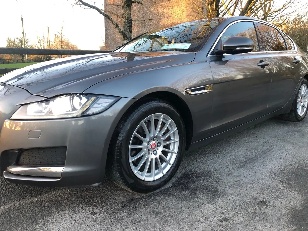 J A G U A R - XF-LUXURY AUTO 2.0 DeAS NEW - Image 2