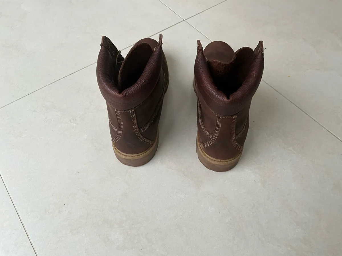 Timberland Boots size 12 - Image 2