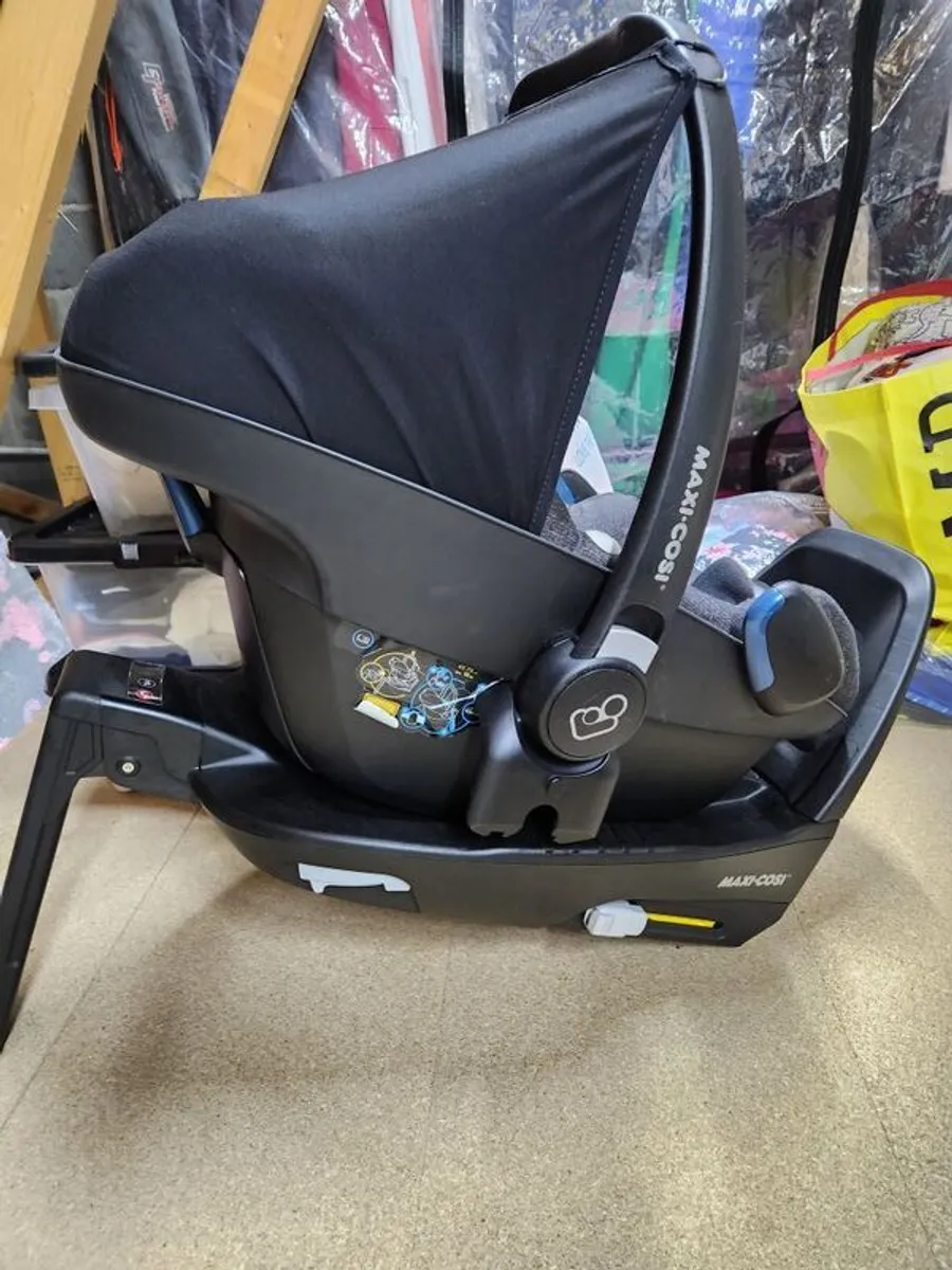 maxi cosi and isofix frame - Image 3