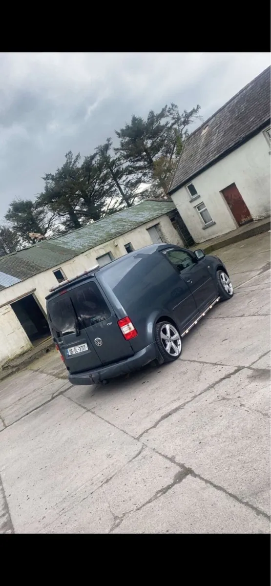 VW Caddy 1.9 - Image 1