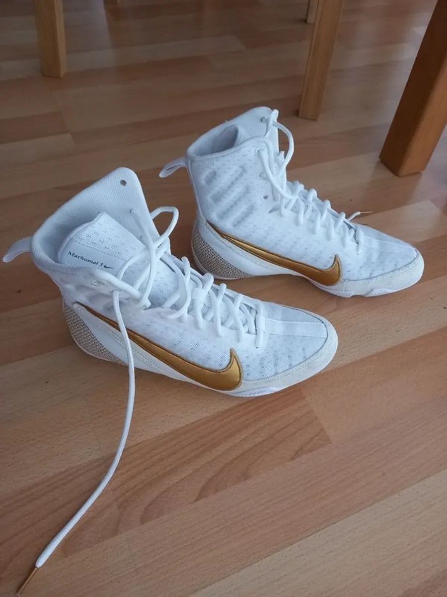 Boxing boots - Image 1